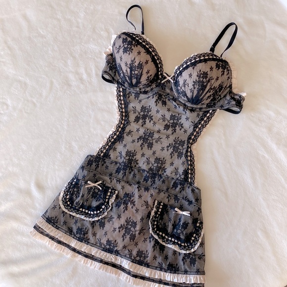 Victoria's Secret Other - Victoria's Secret pale pink and black lace teddy 34B